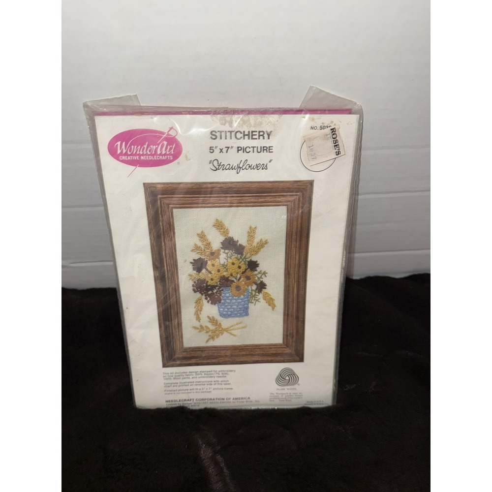 Wonder Art Stitchery Straw Flowers ‎ 5" X 5" Picture Kit #